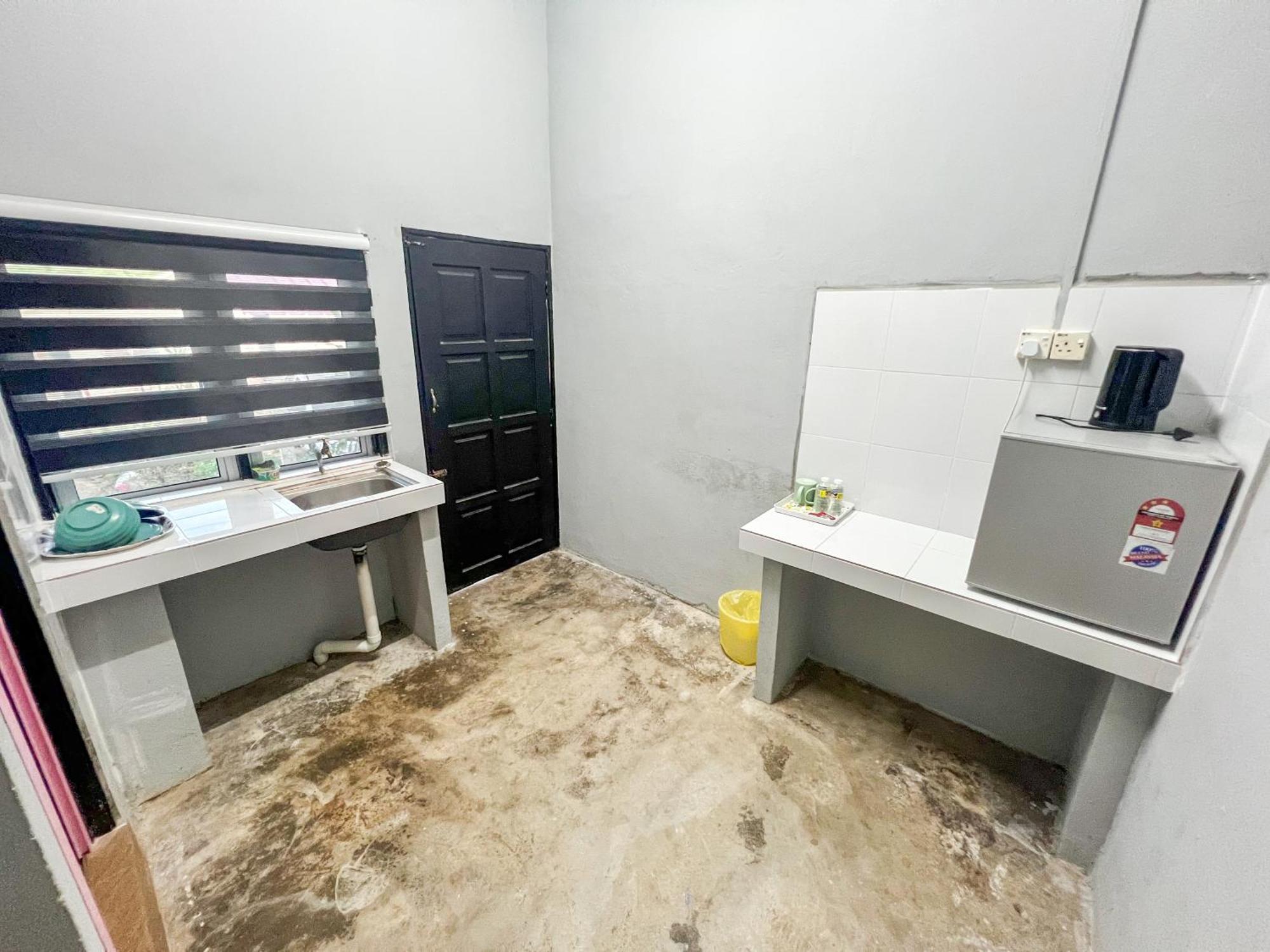 Budget Rest House Padang Besar Exterior foto